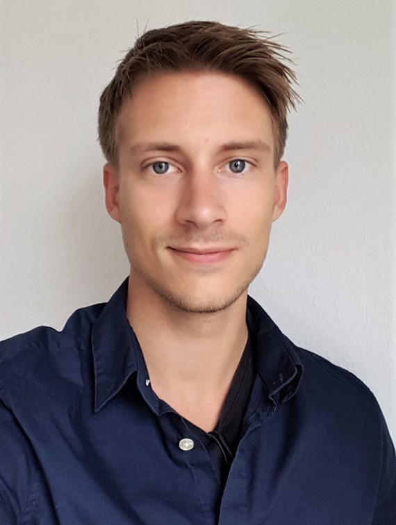 ID Kort_Henrik Broman.jpg